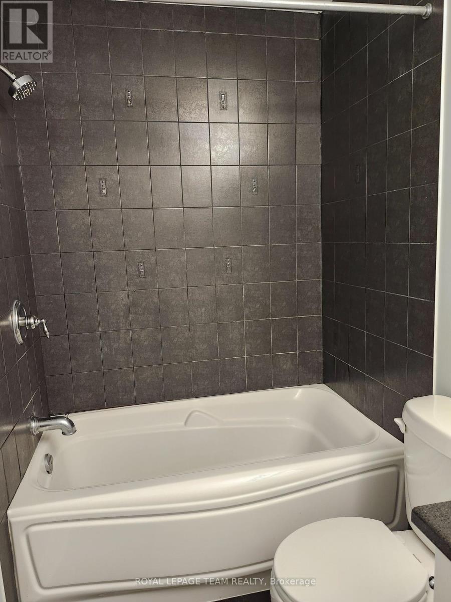 1005 Andora Avenue, Ottawa, Ontario  K2J 0K4 - Photo 22 - X12426693