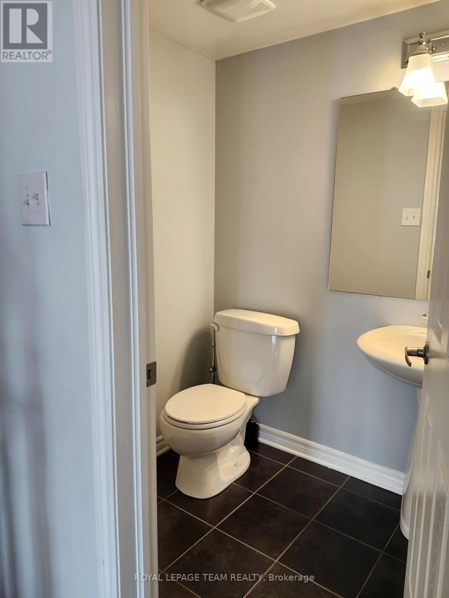 1005 Andora Avenue, Ottawa, Ontario  K2J 0K4 - Photo 7 - X12426693