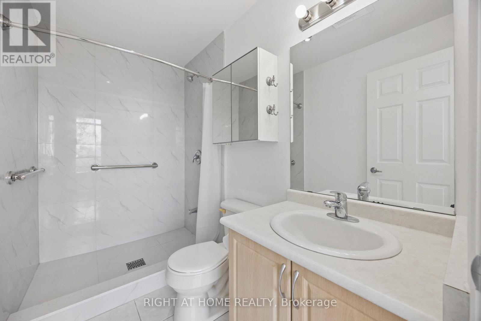 1203 - 225 Wellesley Street E, Toronto, Ontario  M4X 1X8 - Photo 24 - C12426470