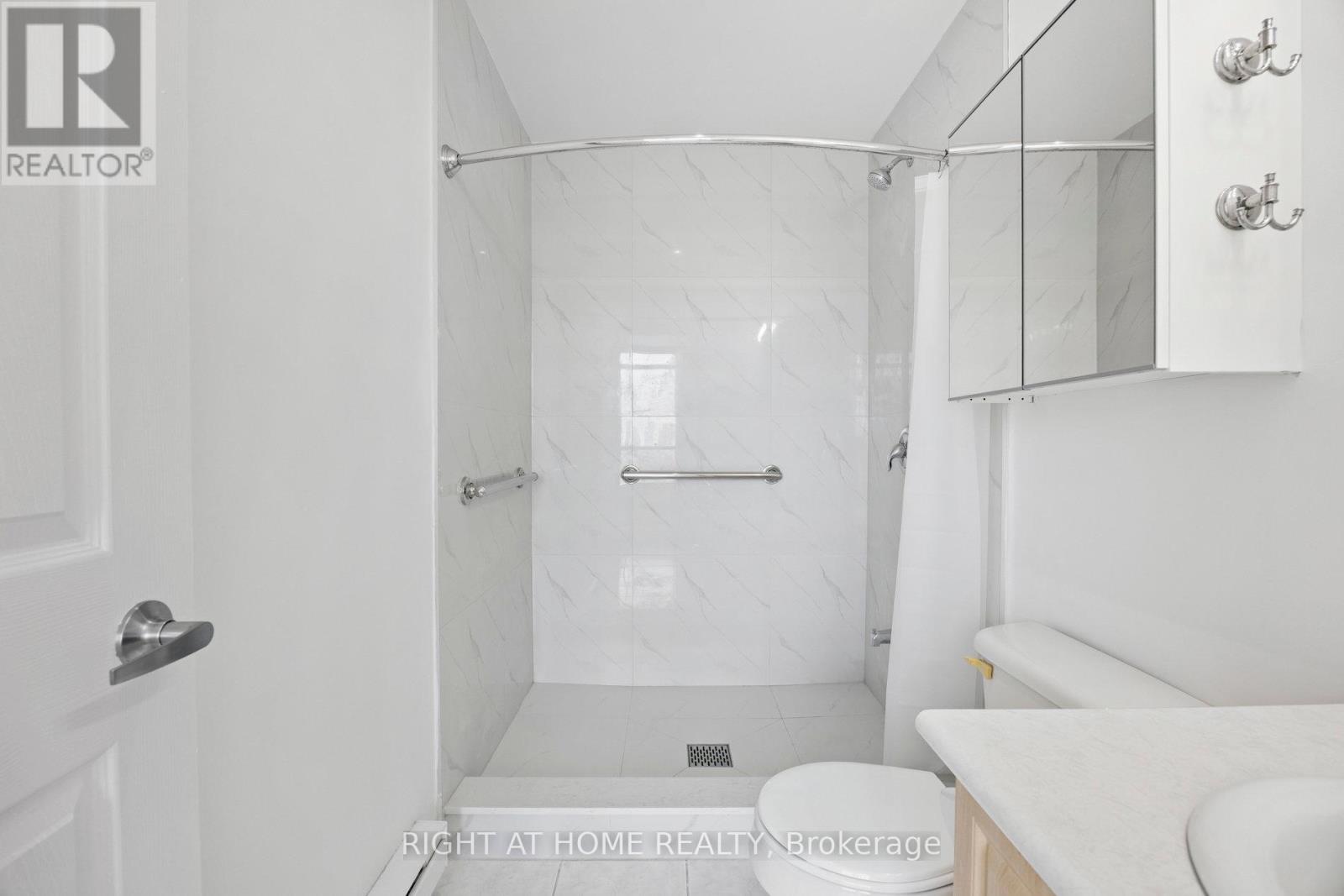 1203 - 225 Wellesley Street E, Toronto, Ontario  M4X 1X8 - Photo 25 - C12426470