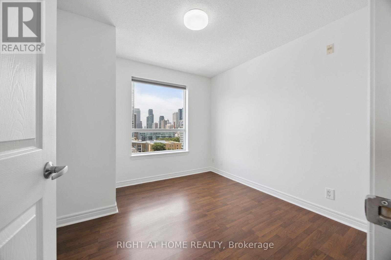 1203 - 225 Wellesley Street E, Toronto, Ontario  M4X 1X8 - Photo 27 - C12426470