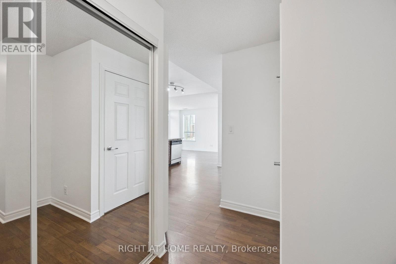 1203 - 225 Wellesley Street E, Toronto, Ontario  M4X 1X8 - Photo 36 - C12426470
