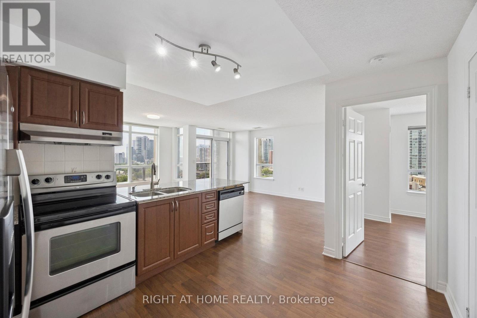 1203 - 225 Wellesley Street E, Toronto, Ontario  M4X 1X8 - Photo 8 - C12426470