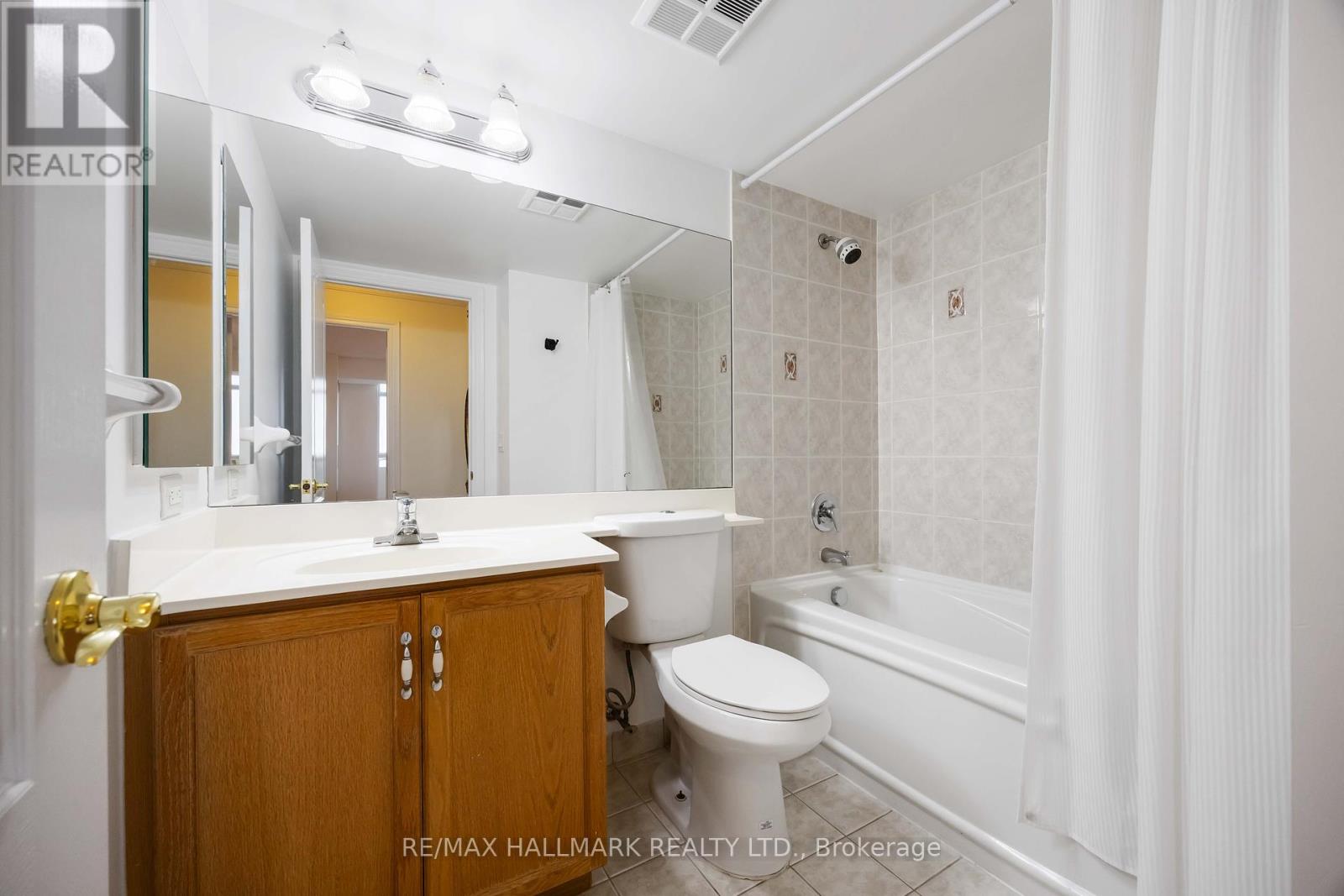 705 - 880 Grandview Way, Toronto, Ontario  M2N 7B2 - Photo 24 - C12426515