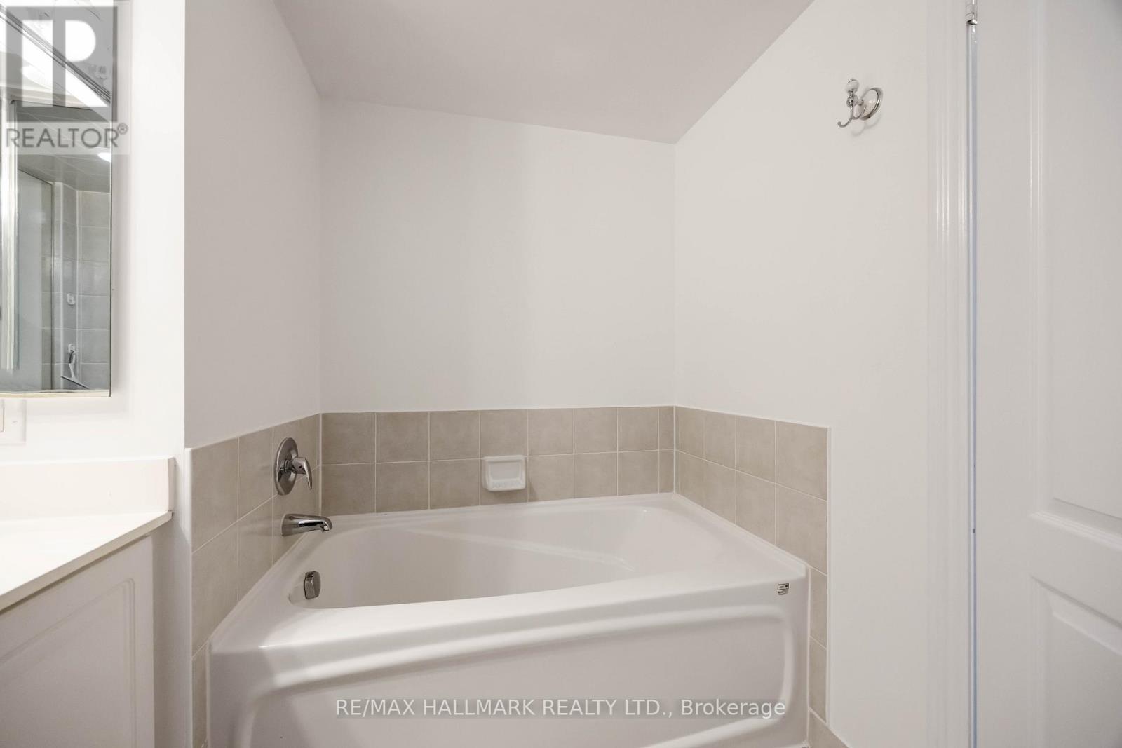 705 - 880 Grandview Way, Toronto, Ontario  M2N 7B2 - Photo 29 - C12426515