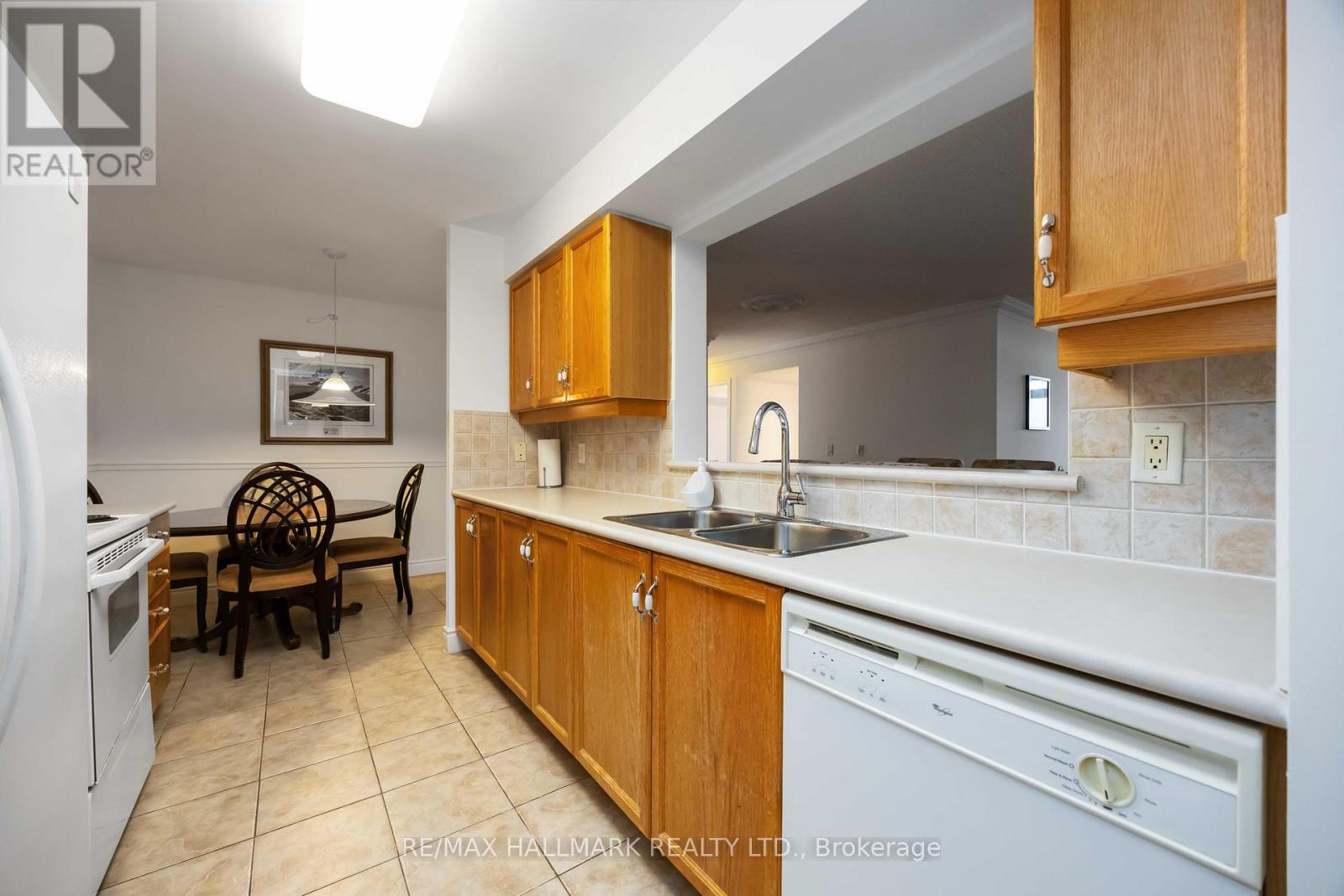 705 - 880 Grandview Way, Toronto, Ontario  M2N 7B2 - Photo 7 - C12426515