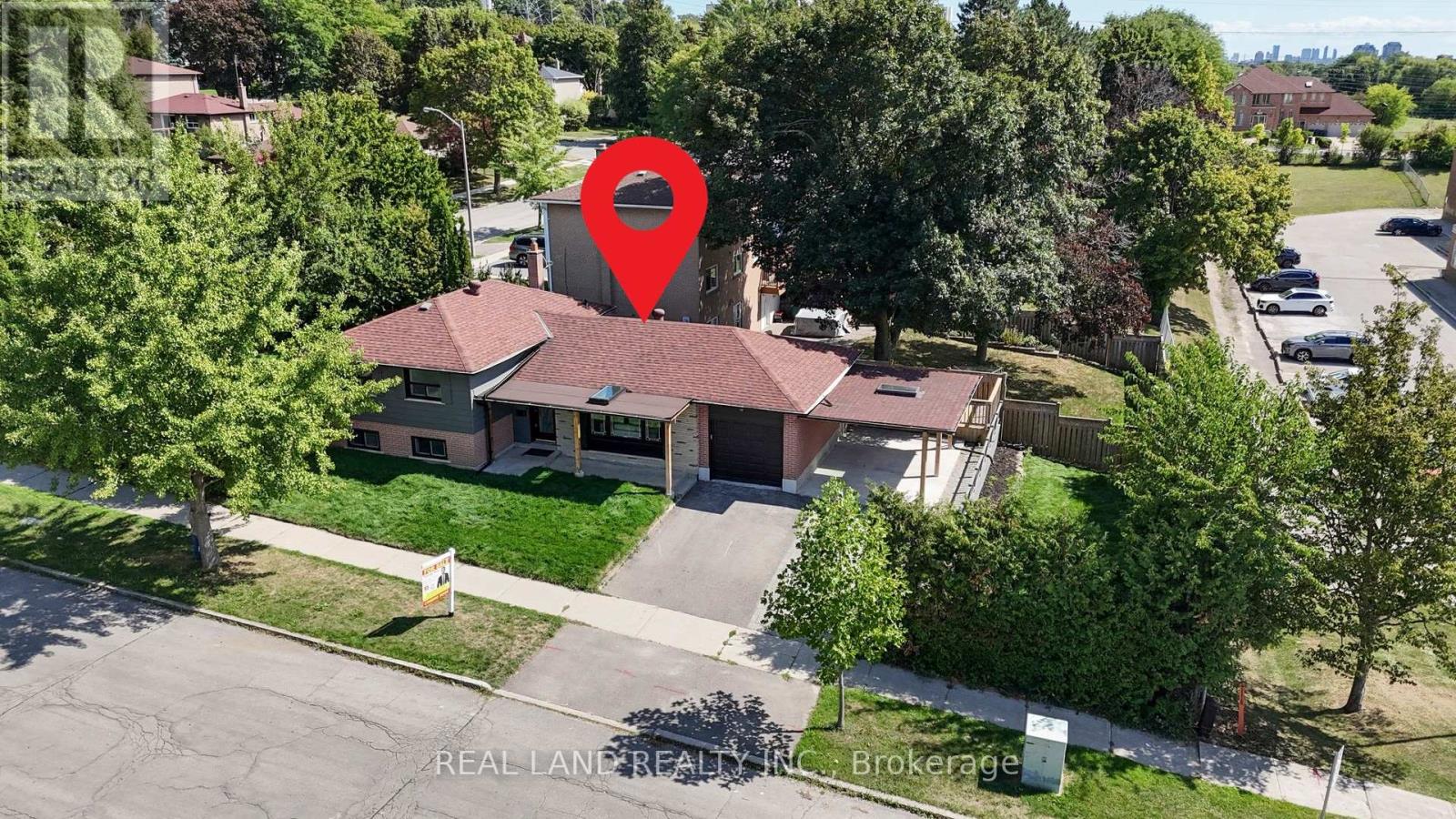 38 Cresthaven Drive, Toronto, Ontario  M2H 1M1 - Photo 38 - C12426594