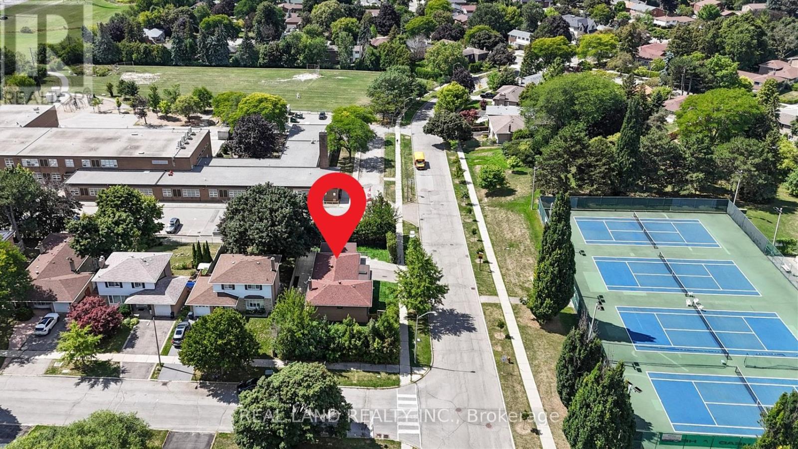 38 Cresthaven Drive, Toronto, Ontario  M2H 1M1 - Photo 44 - C12426594