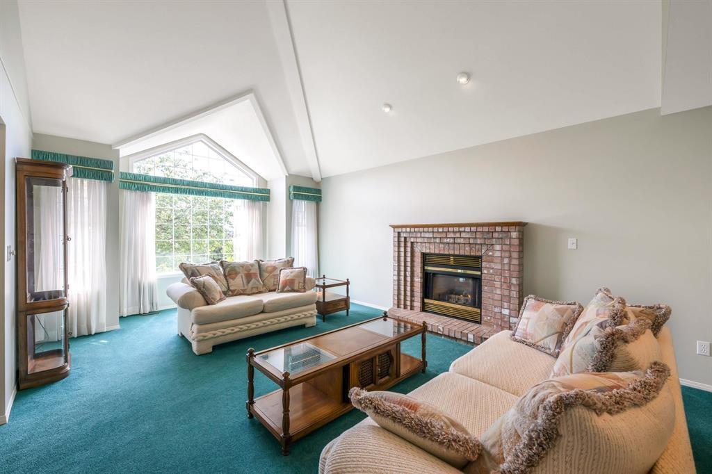 8165 154 Street, Surrey, British Columbia  V3S 7X8 - Photo 4 - R3052252