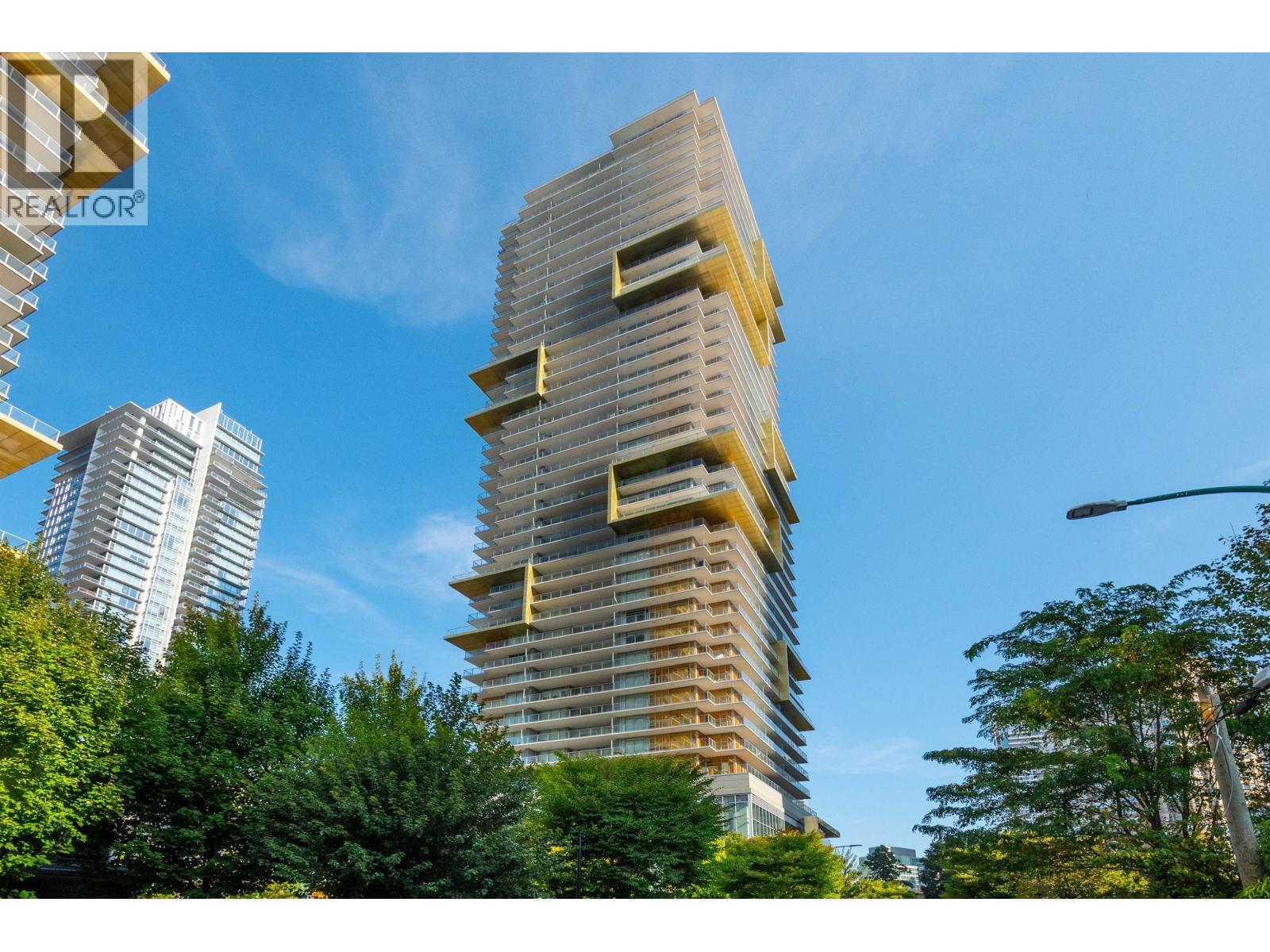 2008 6383 MCKAY AVENUE, Burnaby, British Columbia