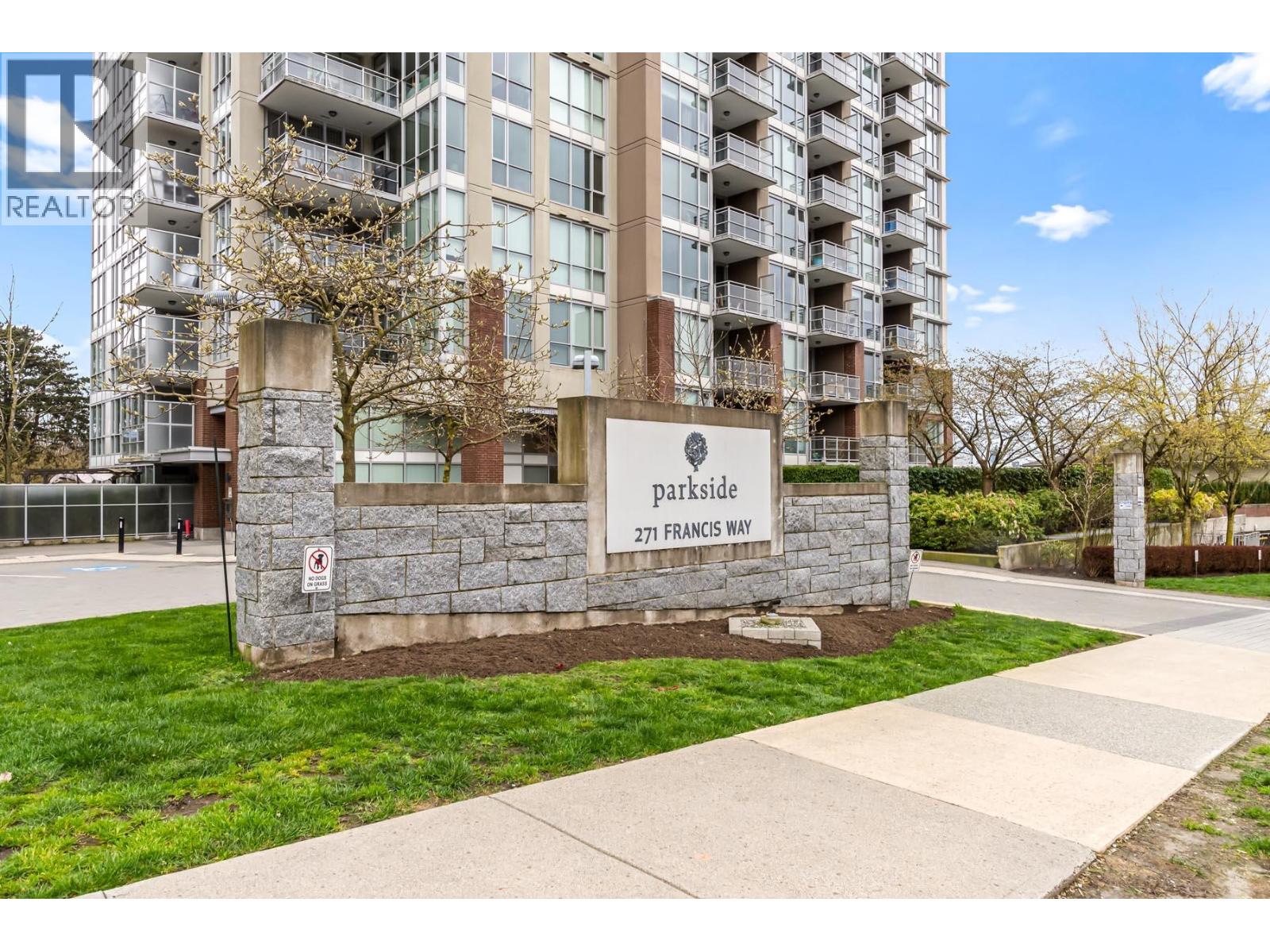 1210 271 Francis Way, New Westminster, British Columbia  V3L 0H2 - Photo 2 - R3052238