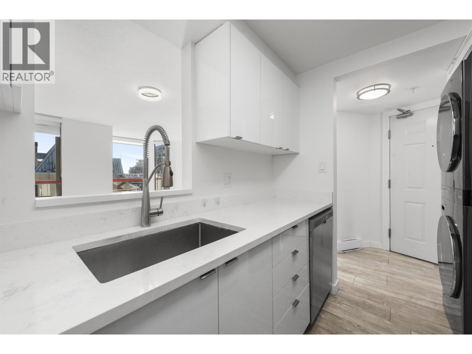 1401 811 Helmcken Street, Vancouver, British Columbia  V6Z 1B1 - Photo 3 - R3052243
