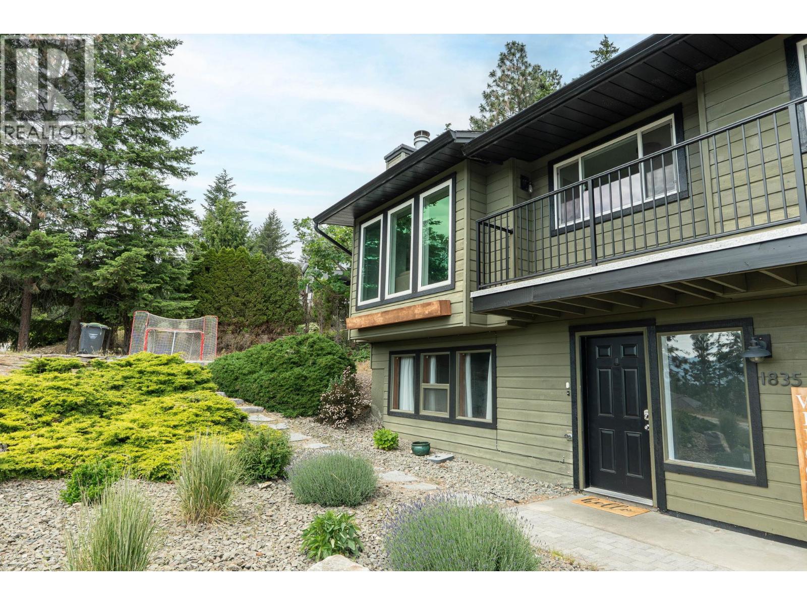 1835 Horizon Drive, West Kelowna, British Columbia  V1Z 3E4 - Photo 3 - 10362233
