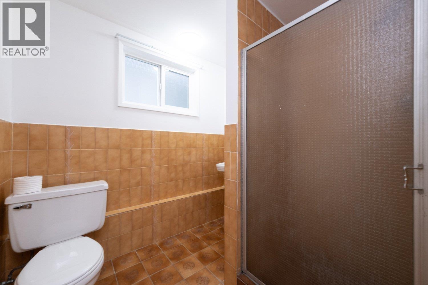 775 Esmond Avenue, Burnaby, British Columbia  V5C 4K4 - Photo 27 - R3052251