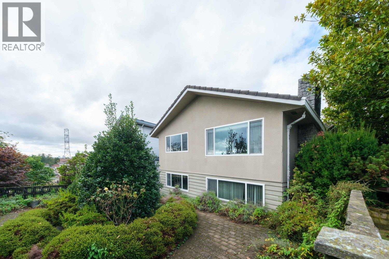 775 Esmond Avenue, Burnaby, British Columbia  V5C 4K4 - Photo 34 - R3052251