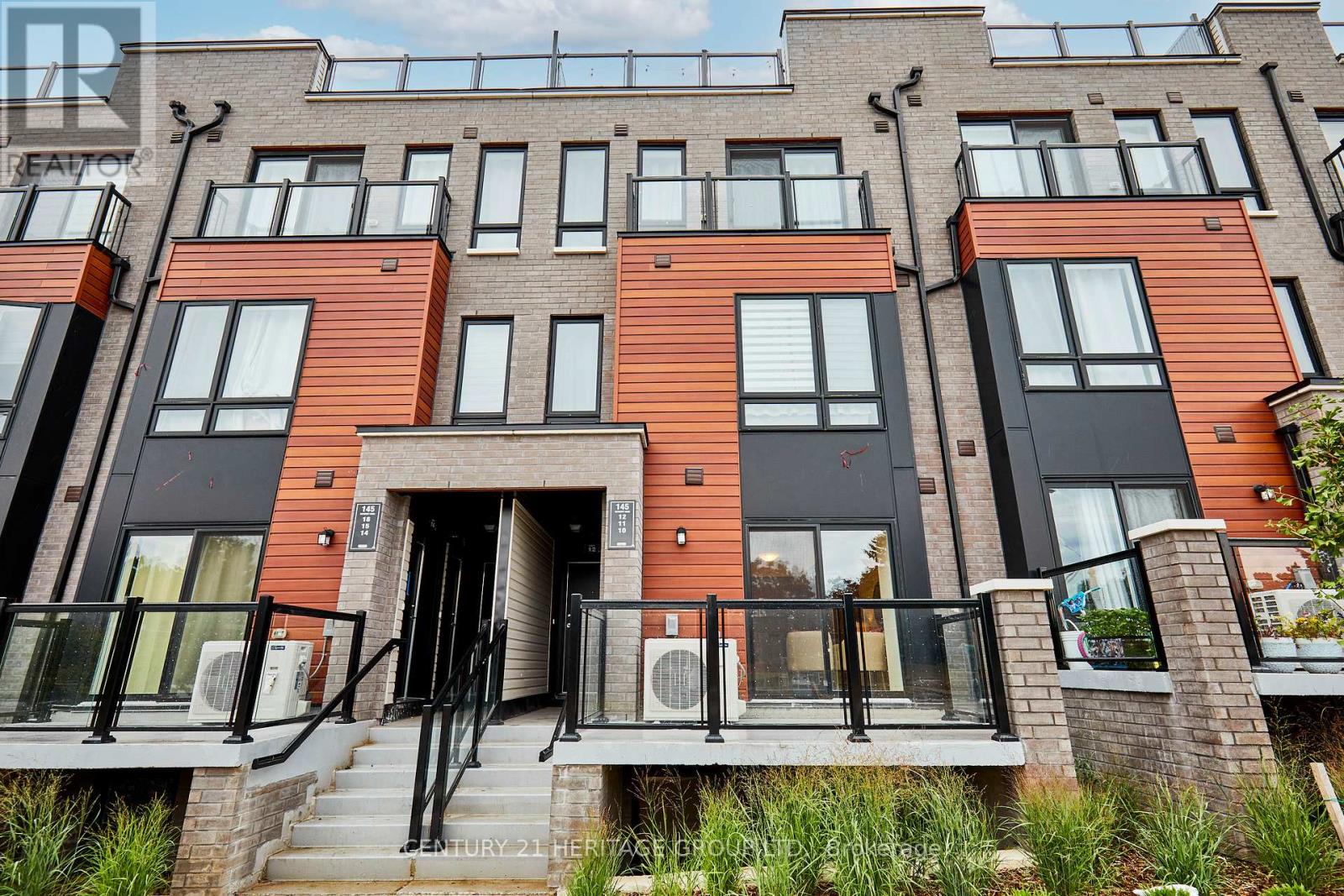 10 - 145 TAPSCOTT ROAD, Toronto, Ontario