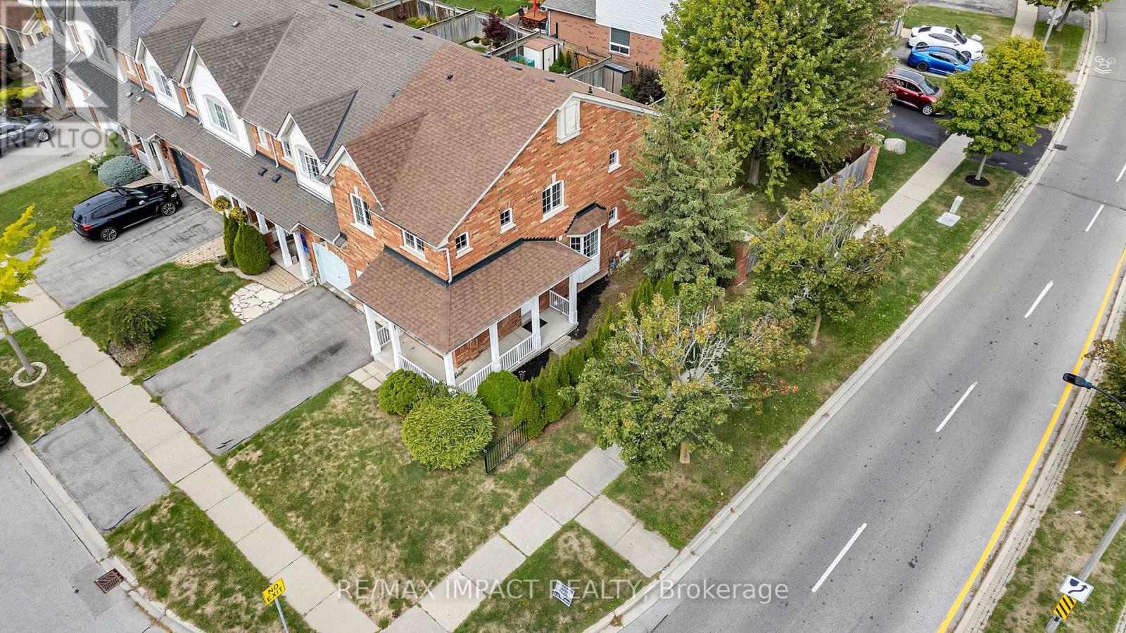 2 Plantation Court N, Whitby (Williamsburg), Ontario  L1P 1R2 - Photo 4 - E12426564