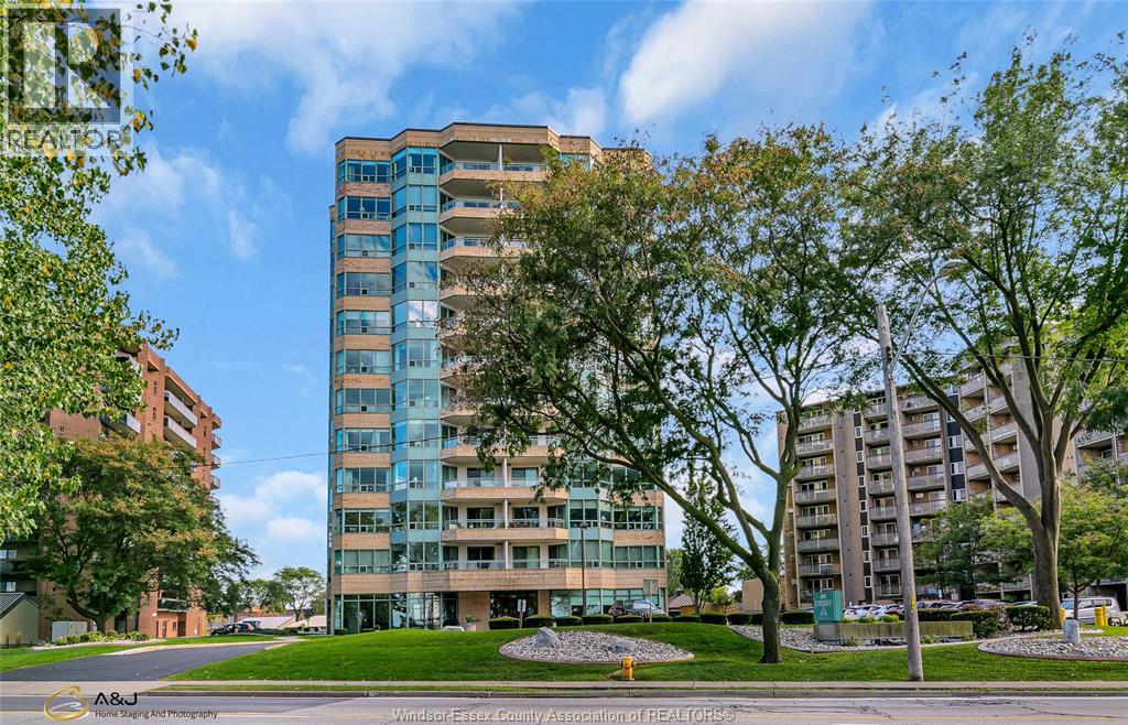 3601 Riverside Unit# 803, Windsor, Ontario  N8Y 4Y2 - Photo 3 - 25021266