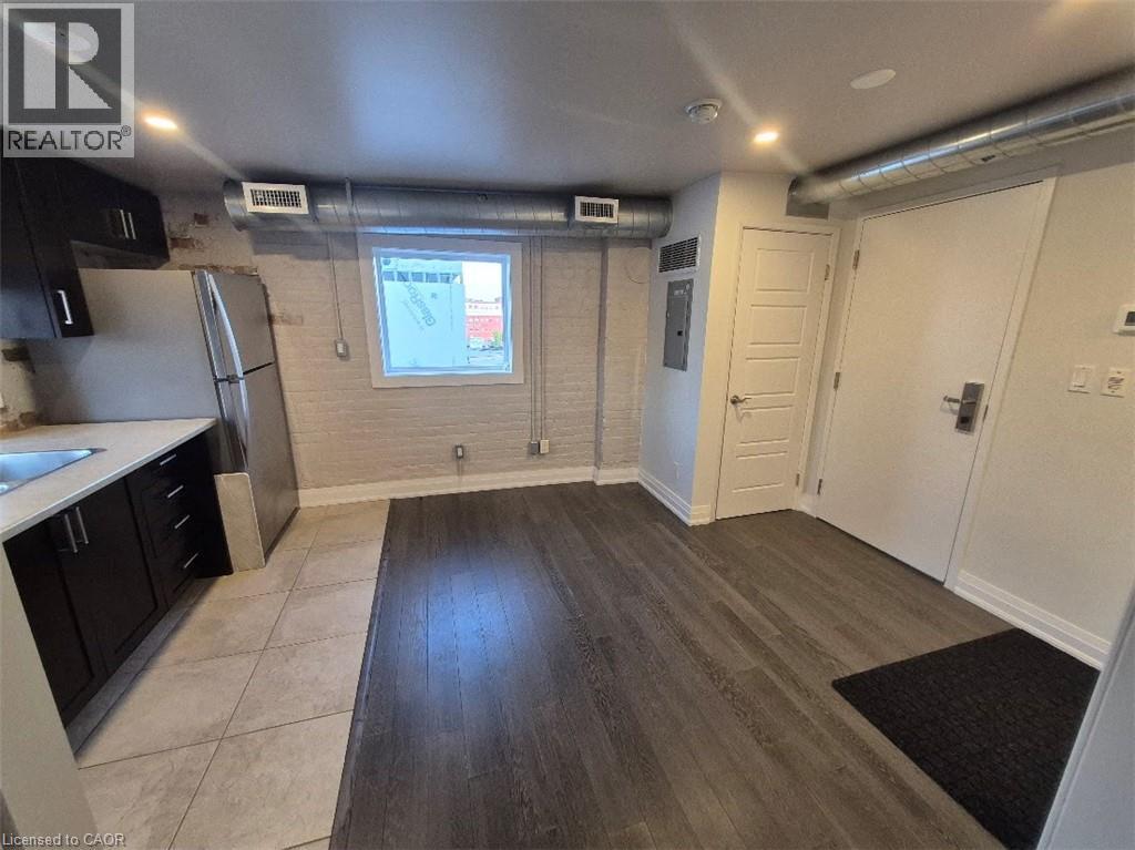 11 West Street Unit# 405, Brantford, Ontario  N3T 3E4 - Photo 2 - 40769359