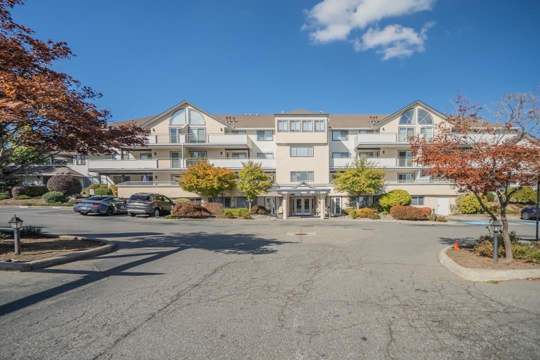 202 19645 64 AVENUE, Langley, British Columbia