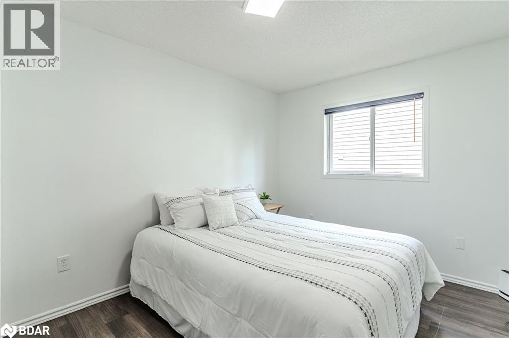 51 Golden Eagle Way, Barrie, Ontario  L4M 6P8 - Photo 9 - 40772966