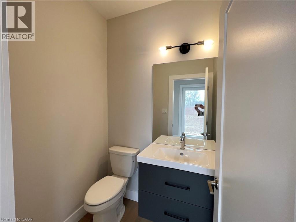 3547 Emilycarr Lane, London, Ontario  N6L 0A5 - Photo 7 - 40773406
