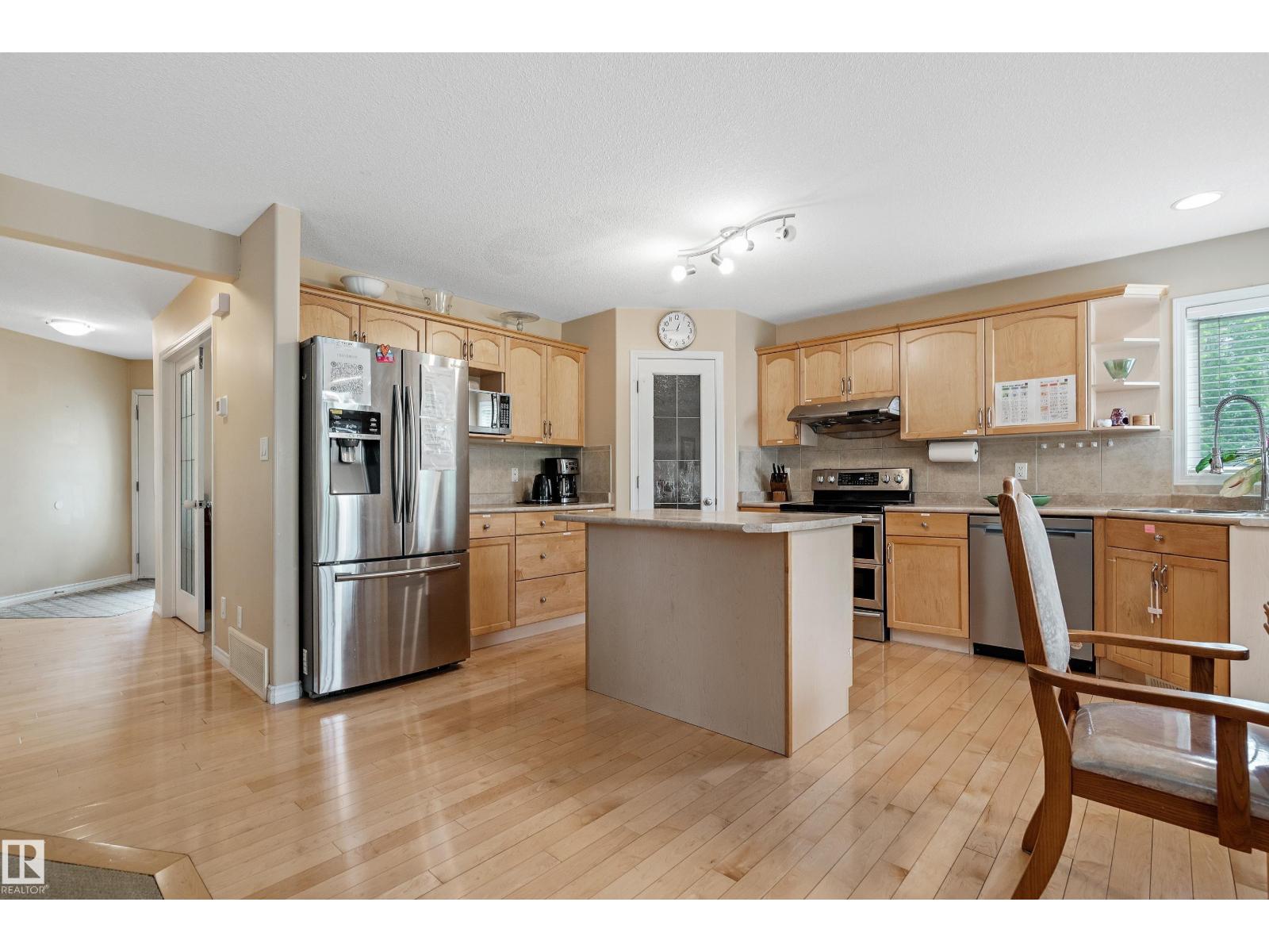 20432 50 Av Nw, Edmonton, Alberta  T6M 2Z8 - Photo 9 - E4458037