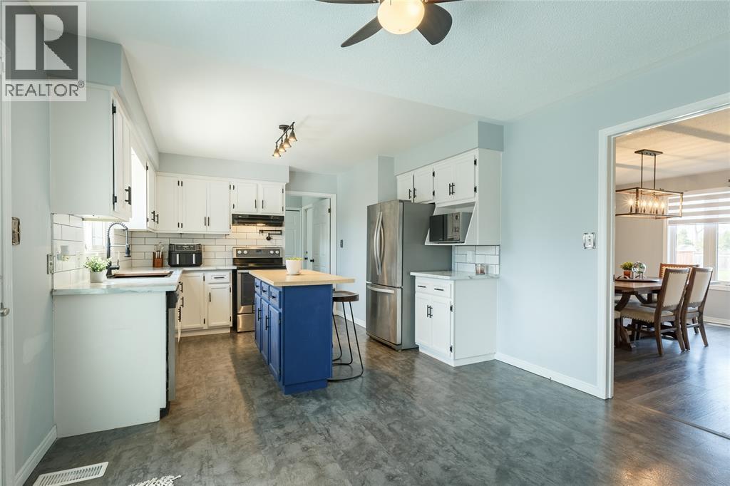 134 Conestoga Drive, Sarnia, Ontario  N7S 5V9 - Photo 11 - 25024252