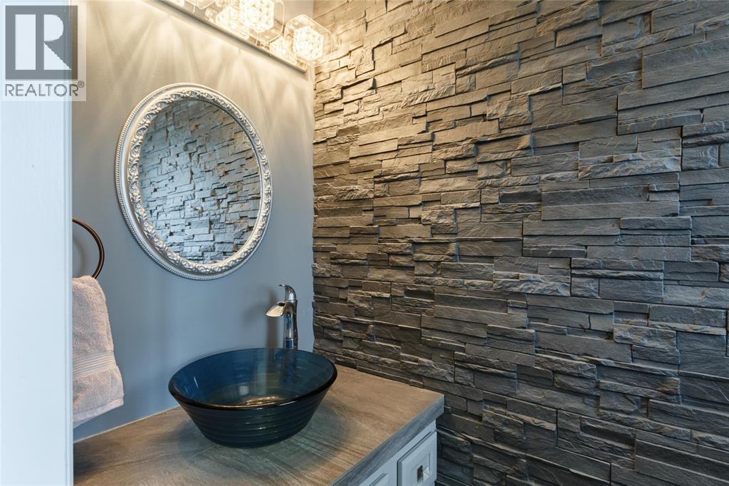 134 Conestoga Drive, Sarnia, Ontario  N7S 5V9 - Photo 18 - 25024252