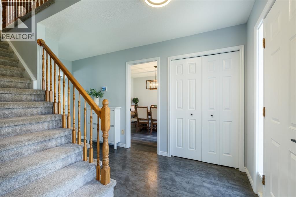 134 Conestoga Drive, Sarnia, Ontario  N7S 5V9 - Photo 2 - 25024252