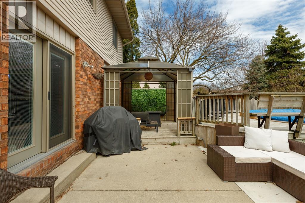 134 Conestoga Drive, Sarnia, Ontario  N7S 5V9 - Photo 30 - 25024252