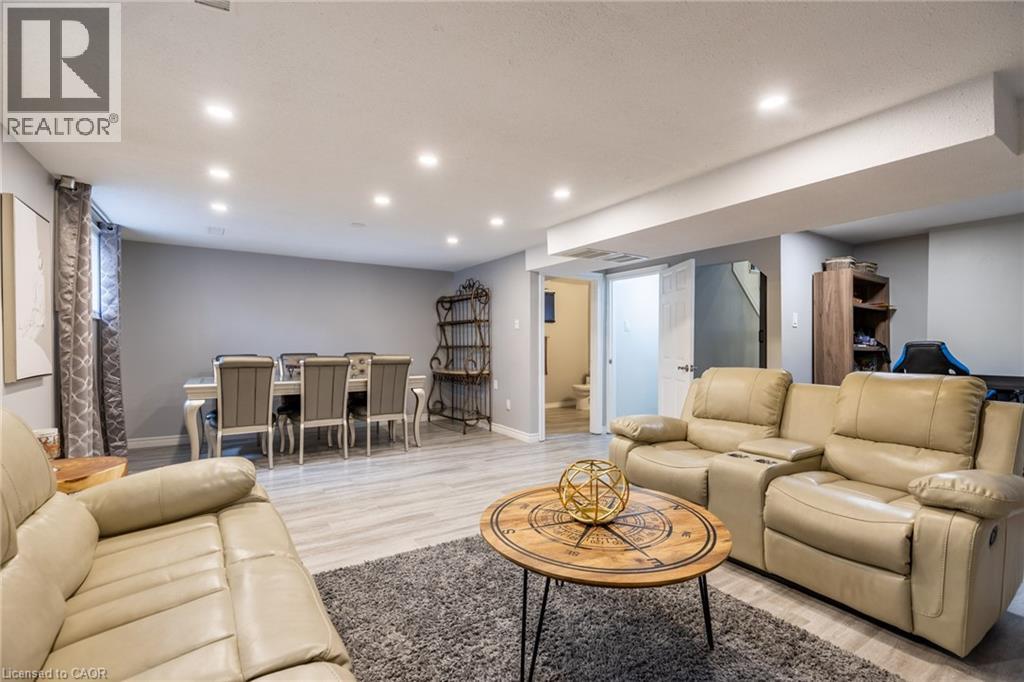 5 Twinoaks Crescent, Stoney Creek, Ontario  L8J 2E6 - Photo 24 - 40773645