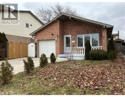 5 TWINOAKS Crescent, Stoney Creek, Ontario