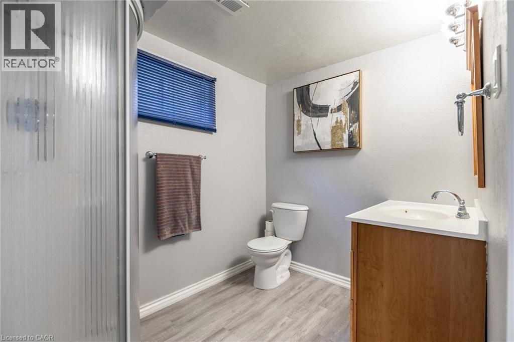 5 Twinoaks Crescent, Stoney Creek, Ontario  L8J 2E6 - Photo 26 - 40773645