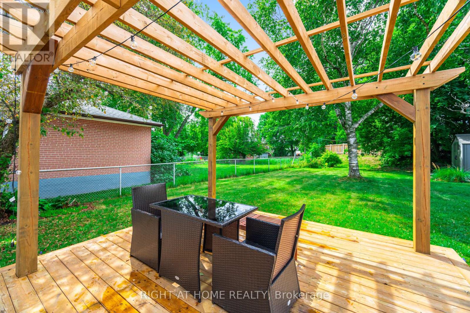 15 Kemano Road, Aurora, Ontario  L4G 2Y2 - Photo 45 - N12426497