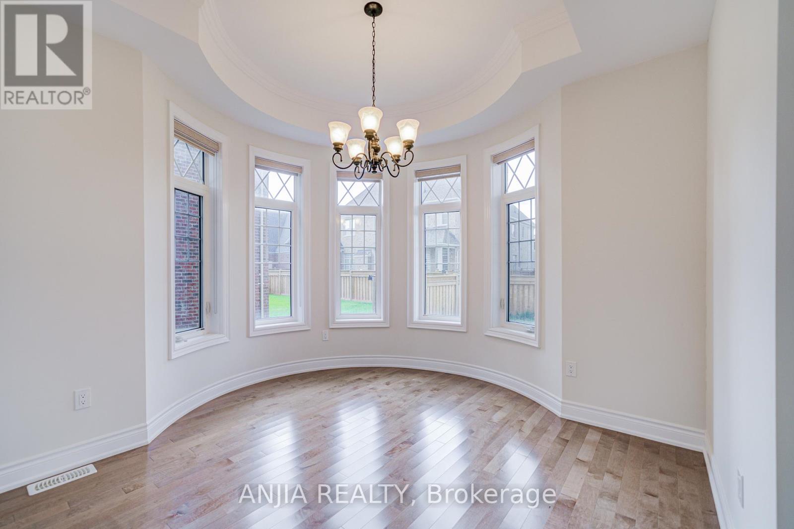 68 Oliver Emmerson Avenue, King, Ontario  L7B 0N8 - Photo 16 - N12426602