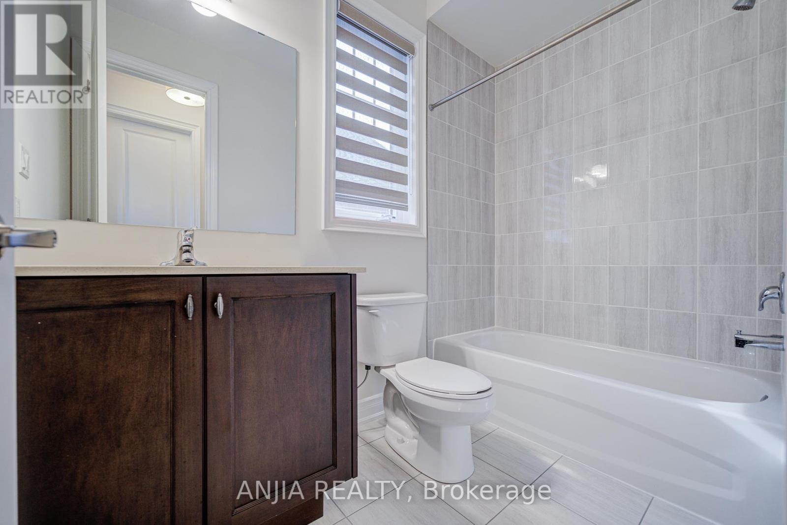 68 Oliver Emmerson Avenue, King, Ontario  L7B 0N8 - Photo 30 - N12426602