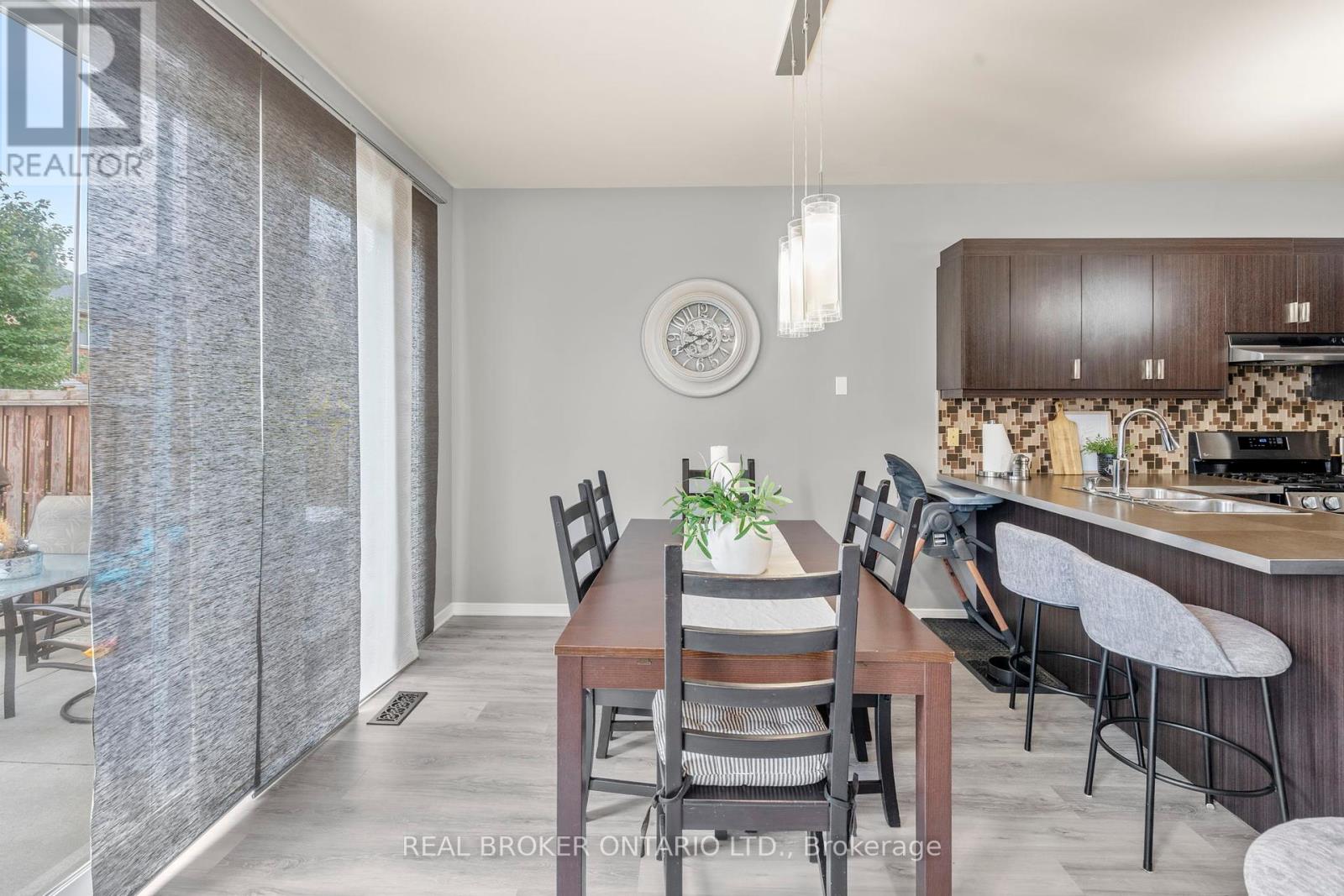 85 Laurier Avenue, Richmond Hill, Ontario  L4E 4P7 - Photo 19 - N12426609