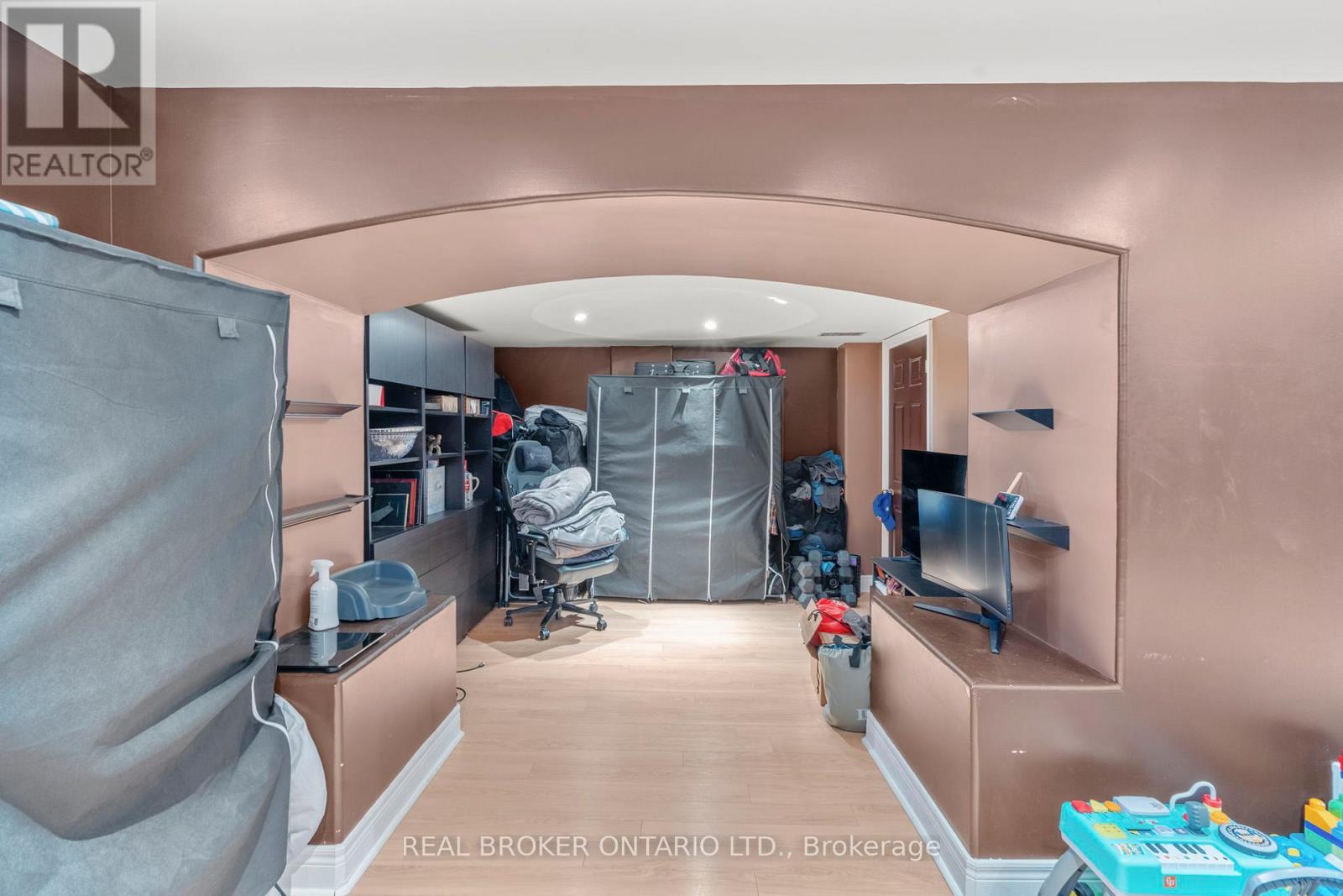 85 Laurier Avenue, Richmond Hill, Ontario  L4E 4P7 - Photo 43 - N12426609