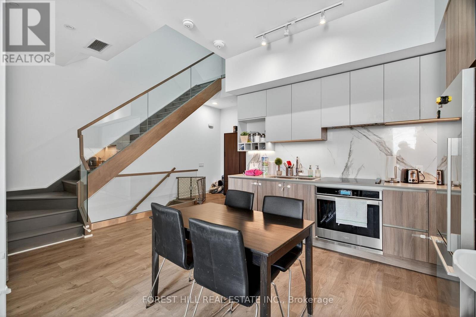 Th6 - 9 Buttermill Avenue, Vaughan, Ontario  L4K 0M5 - Photo 10 - N12426623