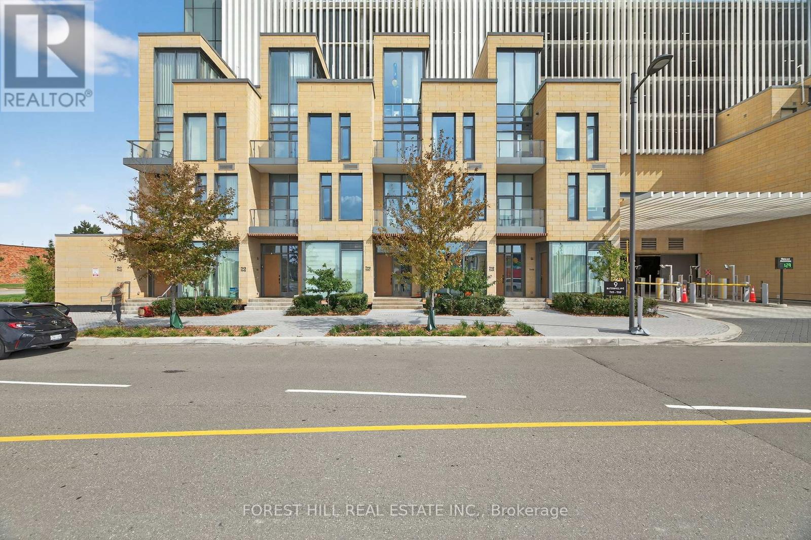 Th6 - 9 Buttermill Avenue, Vaughan, Ontario  L4K 0M5 - Photo 2 - N12426623