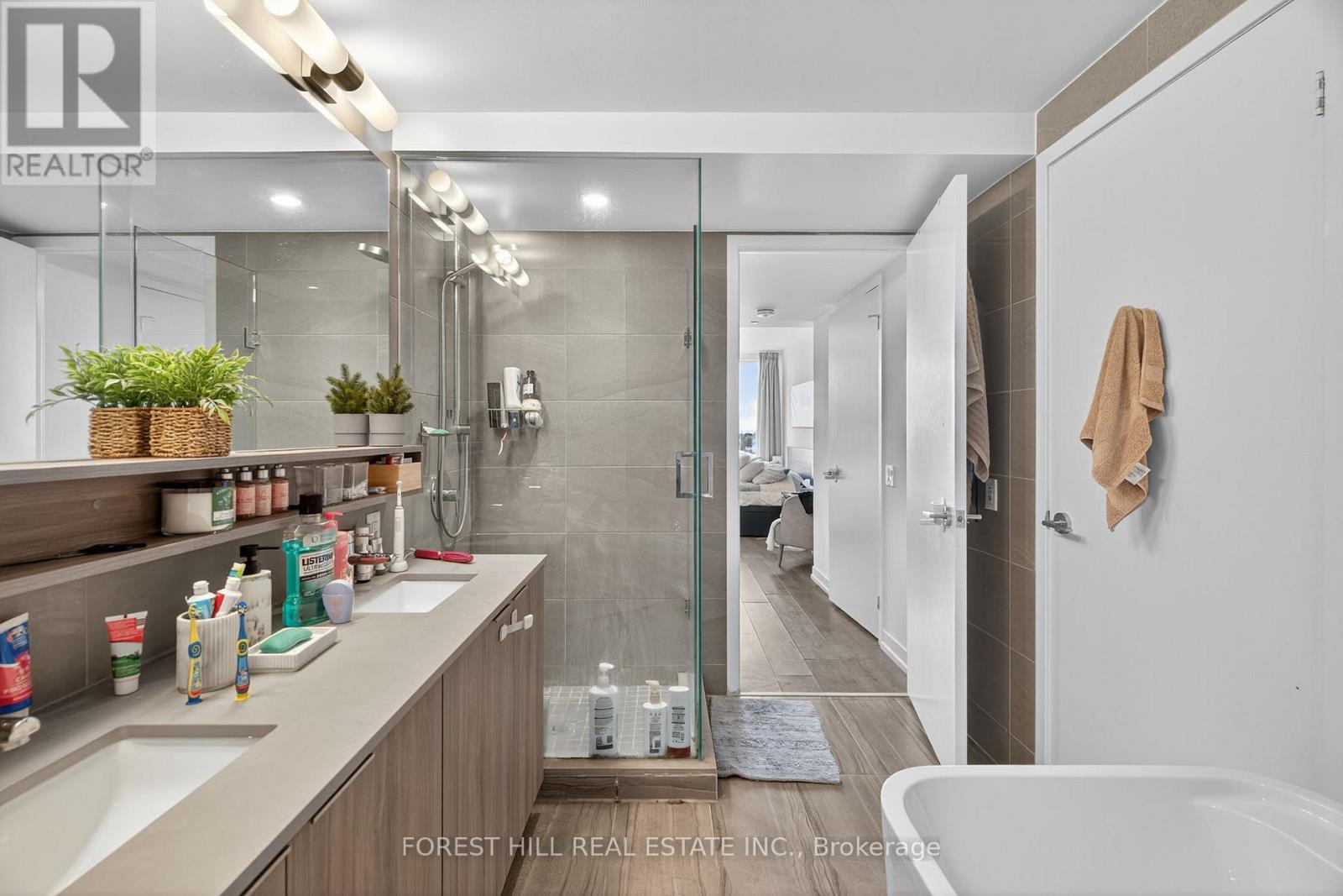 Th6 - 9 Buttermill Avenue, Vaughan, Ontario  L4K 0M5 - Photo 22 - N12426623