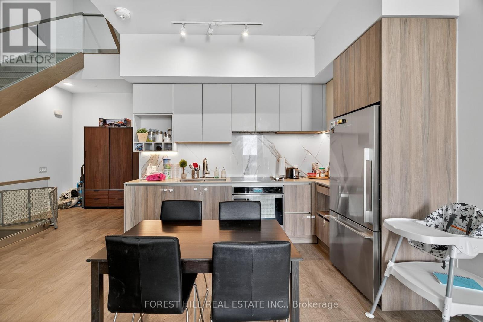 Th6 - 9 Buttermill Avenue, Vaughan, Ontario  L4K 0M5 - Photo 8 - N12426623