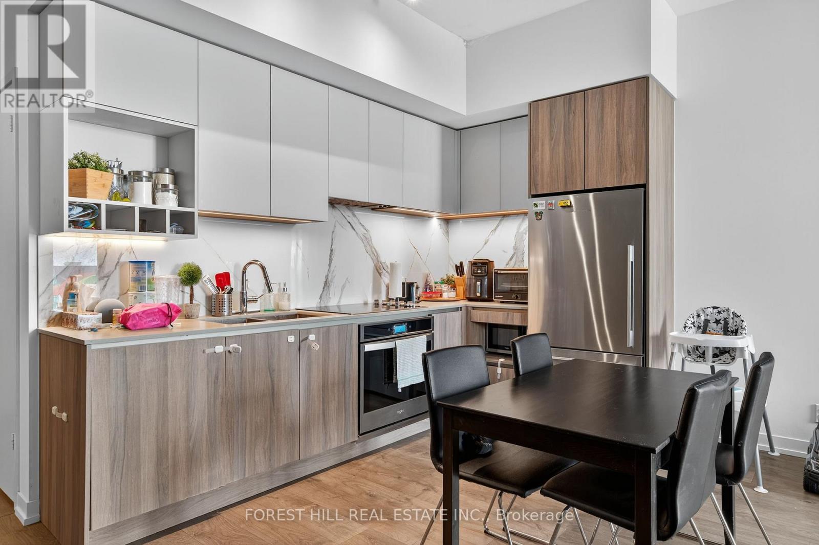 Th6 - 9 Buttermill Avenue, Vaughan, Ontario  L4K 0M5 - Photo 9 - N12426623