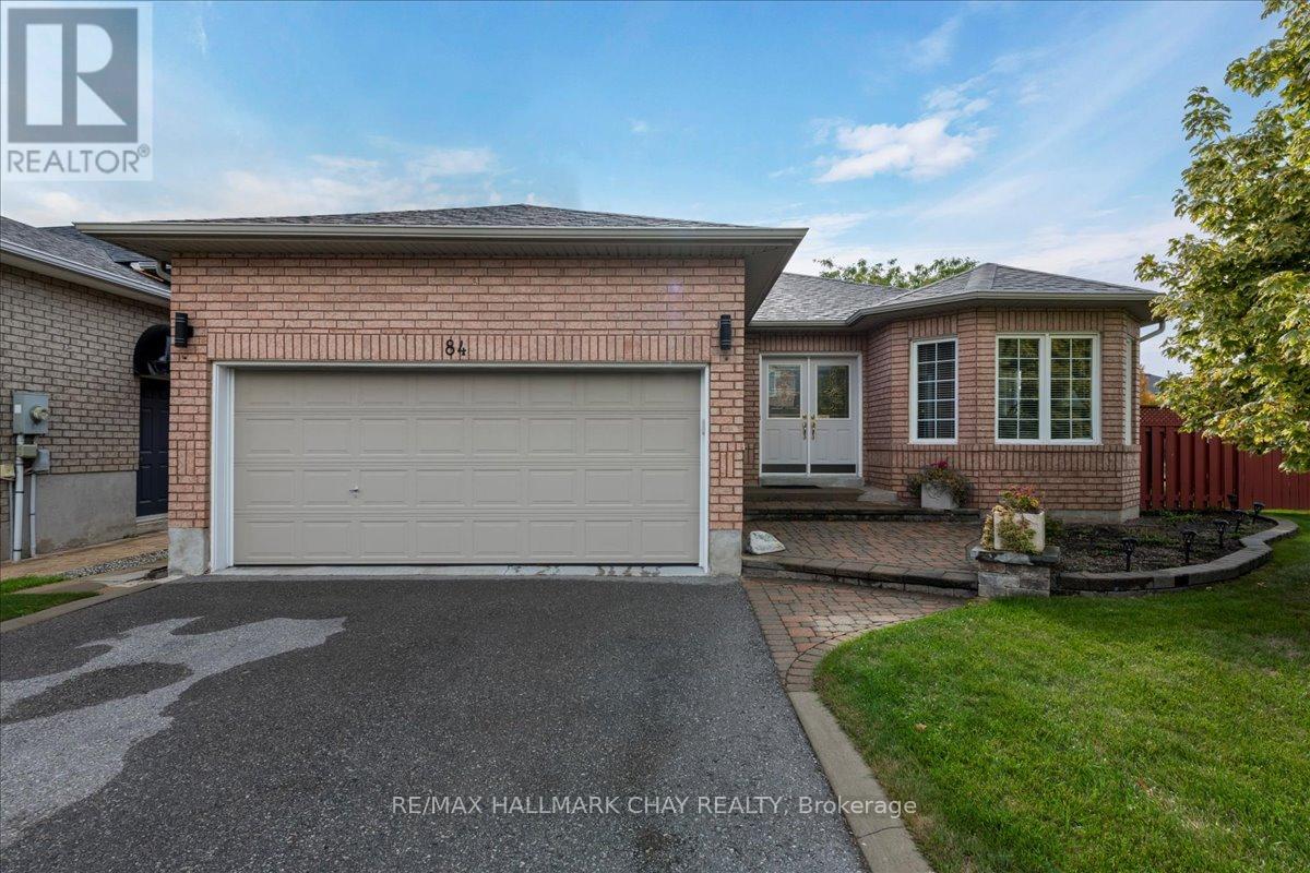 84 PRINGLE DRIVE, Barrie, Ontario
