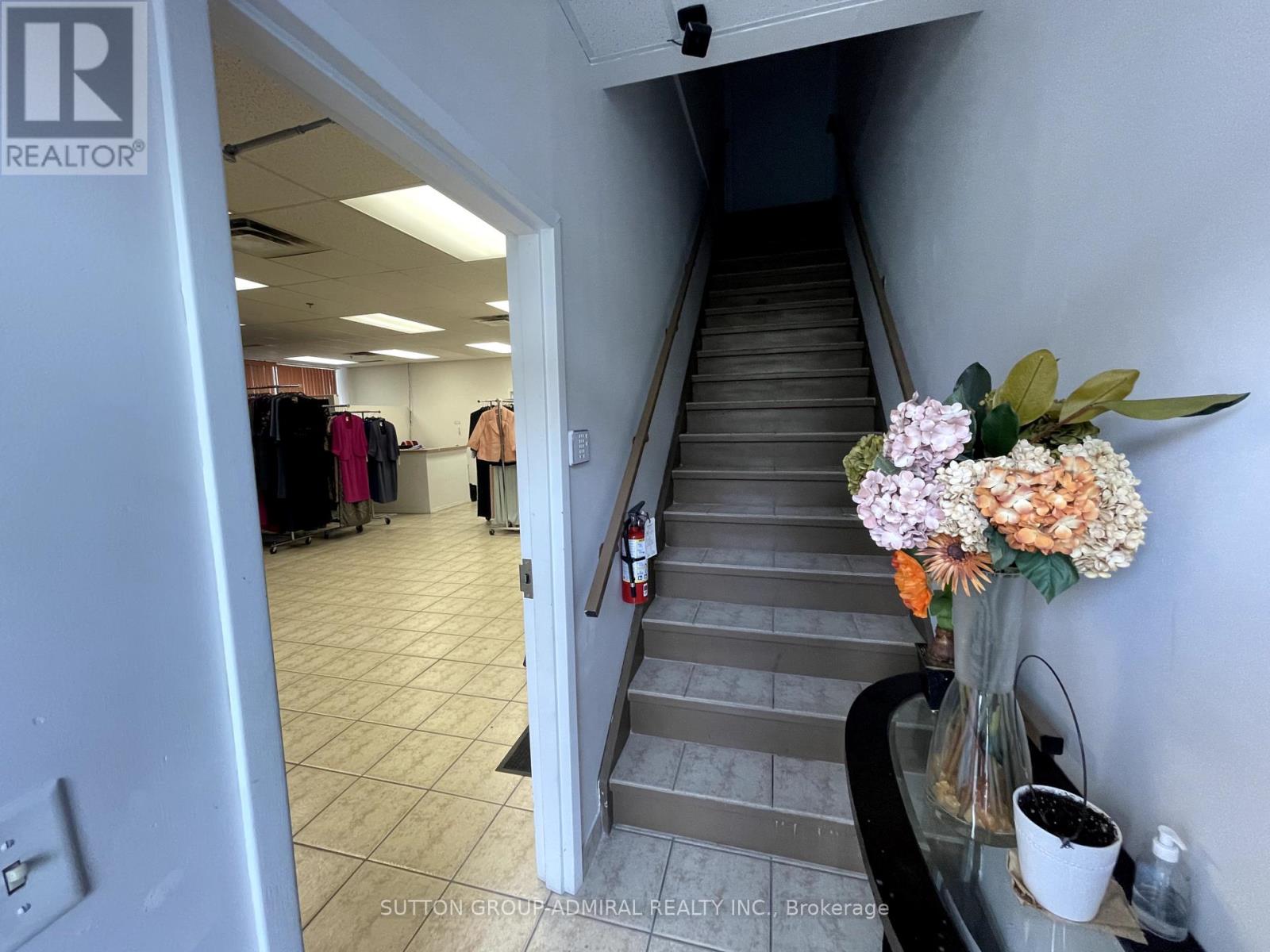 18 - 1 High Meadow Place, Toronto, Ontario  M9L 0A3 - Photo 5 - W12408066