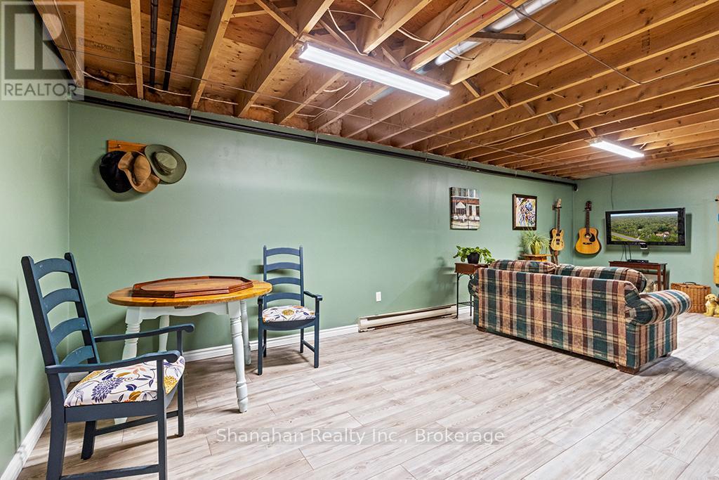 175 Warner Bay Road, Northern Bruce Peninsula, Ontario  N0H 2R0 - Photo 34 - X12353845
