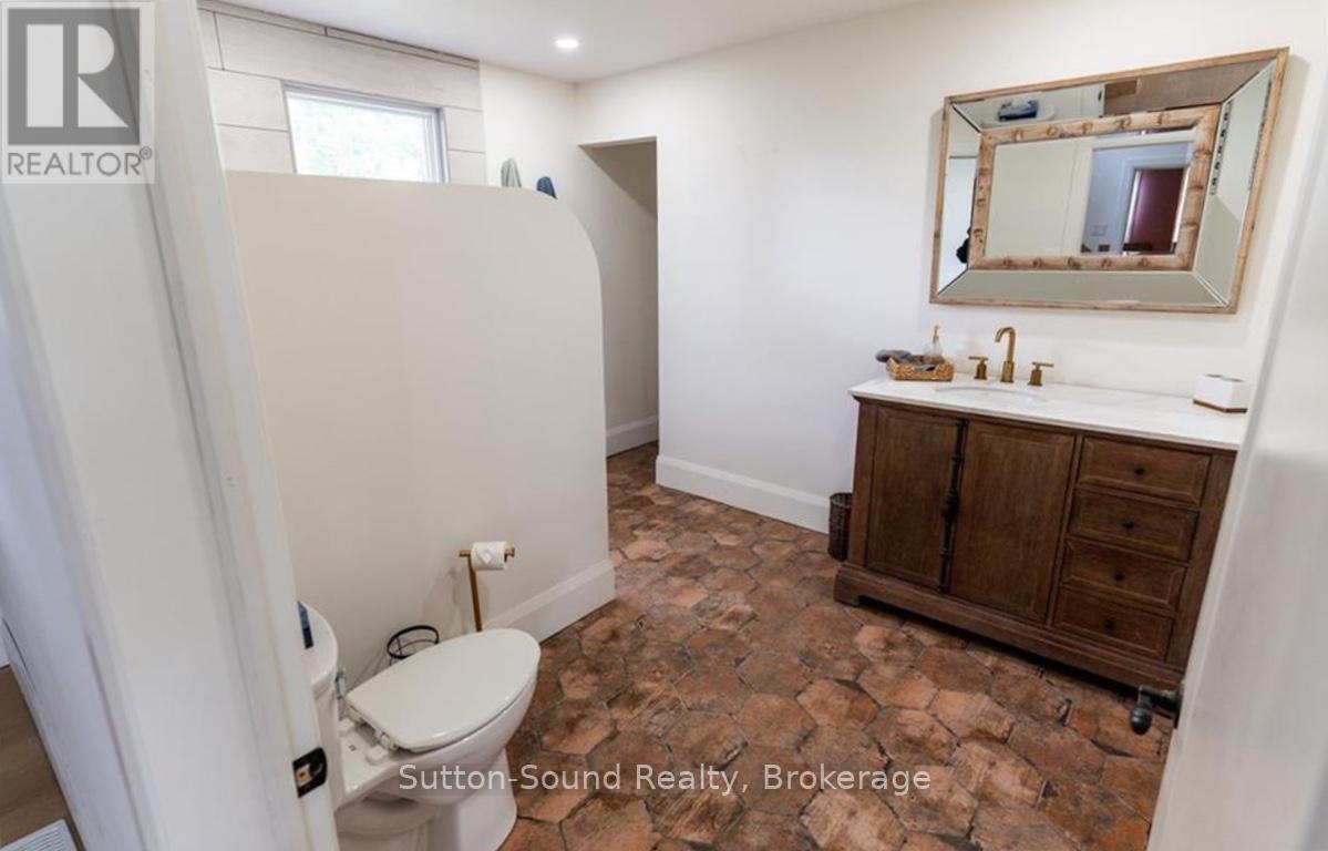 657 Brant Waterloo Road E, Brant, Ontario  N0B 1E0 - Photo 13 - X12402718