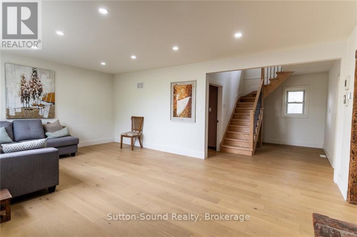 657 Brant Waterloo Road E, Brant, Ontario  N0B 1E0 - Photo 10 - X12402718