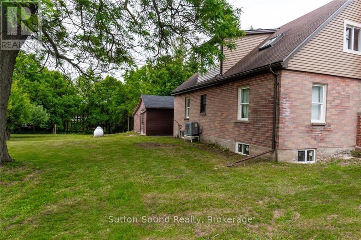 657 Brant Waterloo Road E, Brant, Ontario  N0B 1E0 - Photo 34 - X12402718